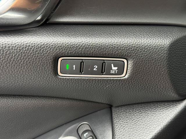 Used 2019 Honda Accord Touring image 15
