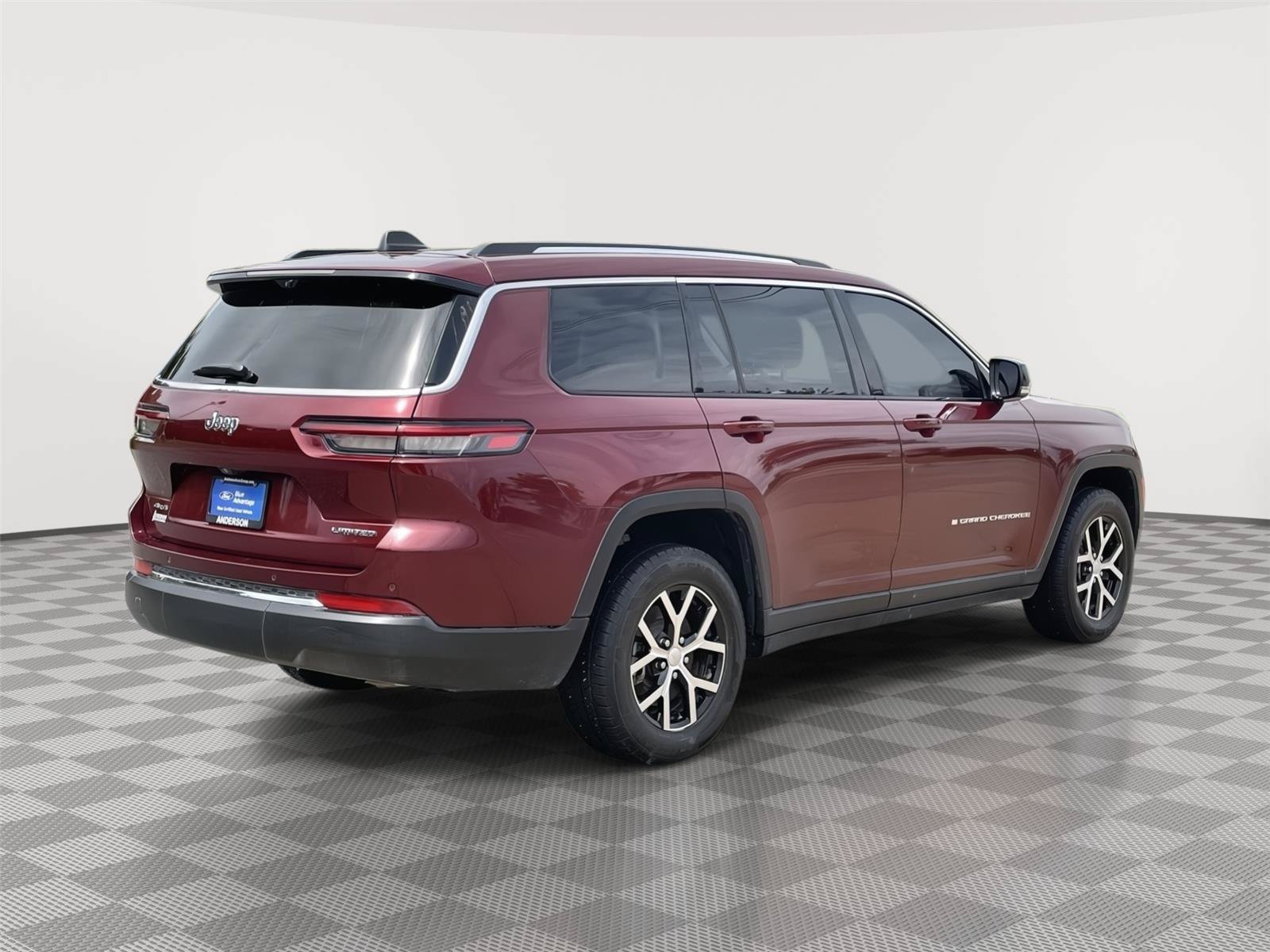 Used 2023 Jeep Grand Cherokee L Limited w/ Luxury Tech Group II AWD/4WD image 7
