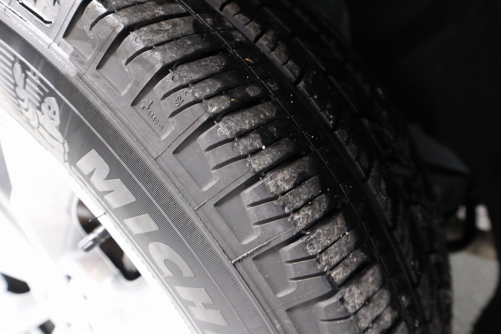 Certified 2023 Ford Explorer XLT w/ Equipment Group 202A image 20