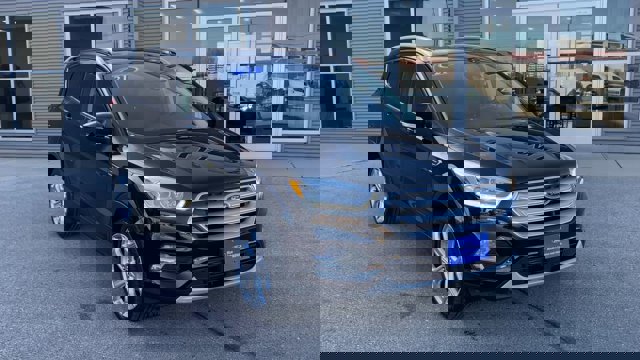 Certified 2019 Ford Escape Titanium image 4