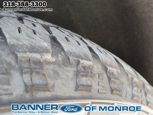 Used 2022 Chevrolet Tahoe Z71 w/ Luxury Package AWD/4WD image 14