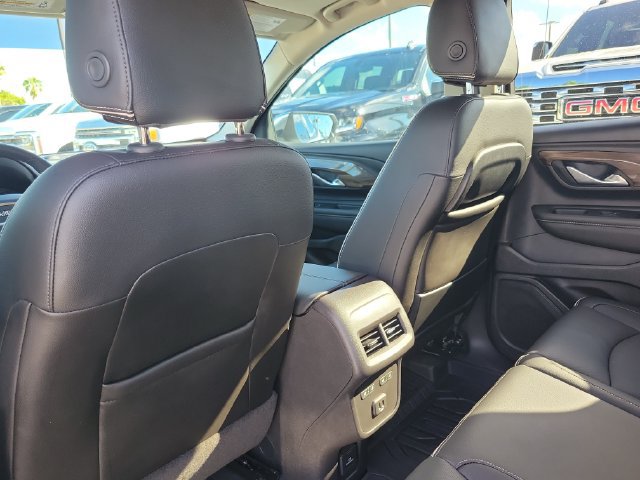 Used 2020 GMC Terrain Denali w/ Denali Premium Package FWD image 16