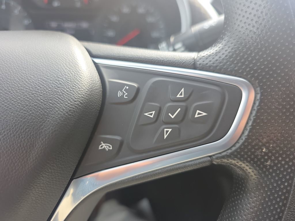 Used 2023 Chevrolet Malibu LT FWD image 25