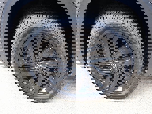 Used 2021 Volkswagen Atlas Cross Sport SE w/ Panoramic Sunroof Package image 34