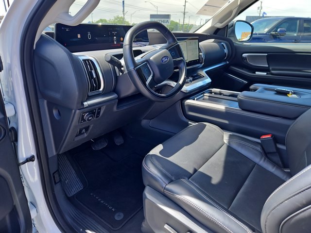 Certified 2025 Ford Expedition Max Platinum AWD/4WD image 10