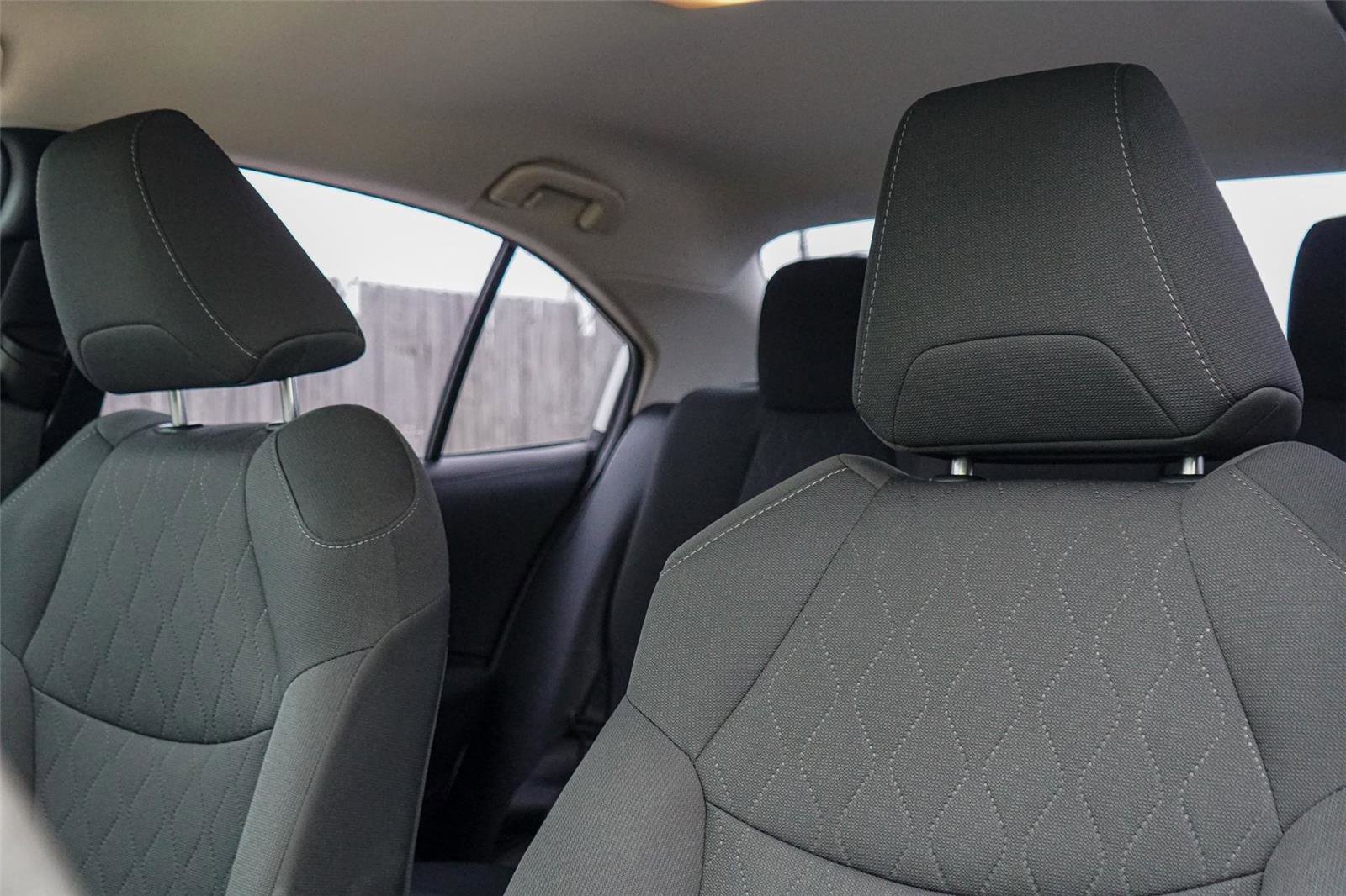 Used 2020 Toyota Corolla LE FWD image 10