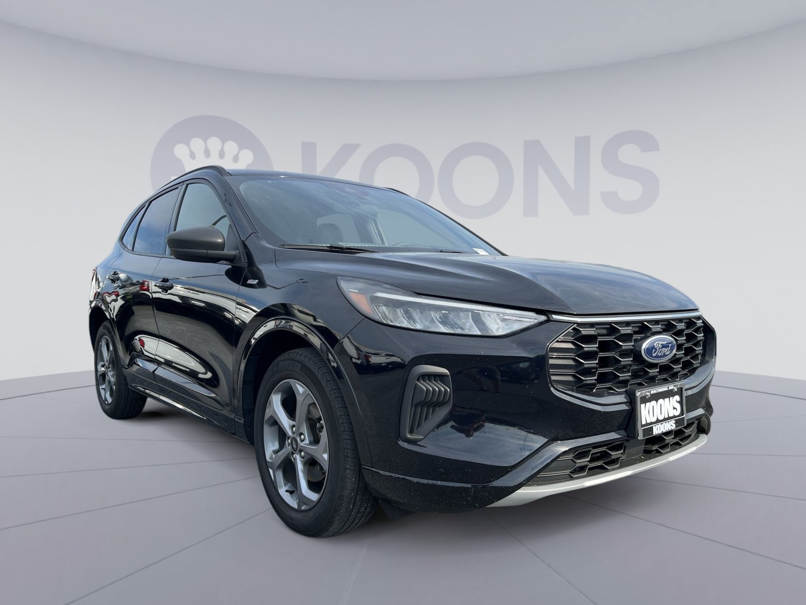Certified 2023 Ford Escape ST-Line w/ Tech Pack #1 AWD/4WD image 10