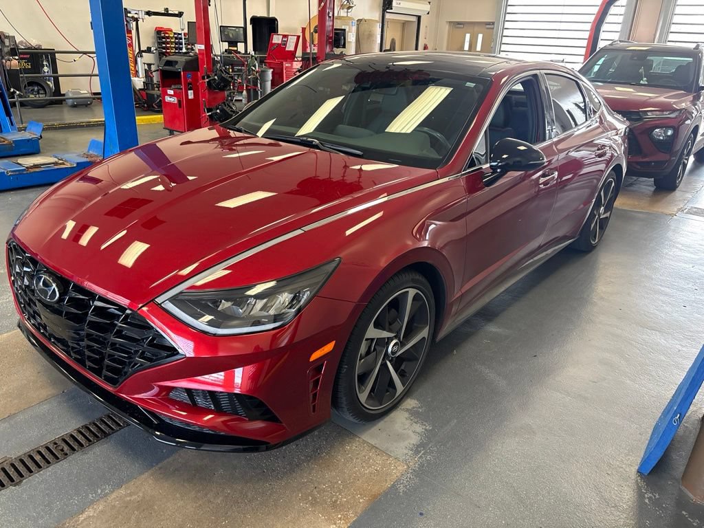 Used 2023 Hyundai Sonata SEL Plus FWD image 2