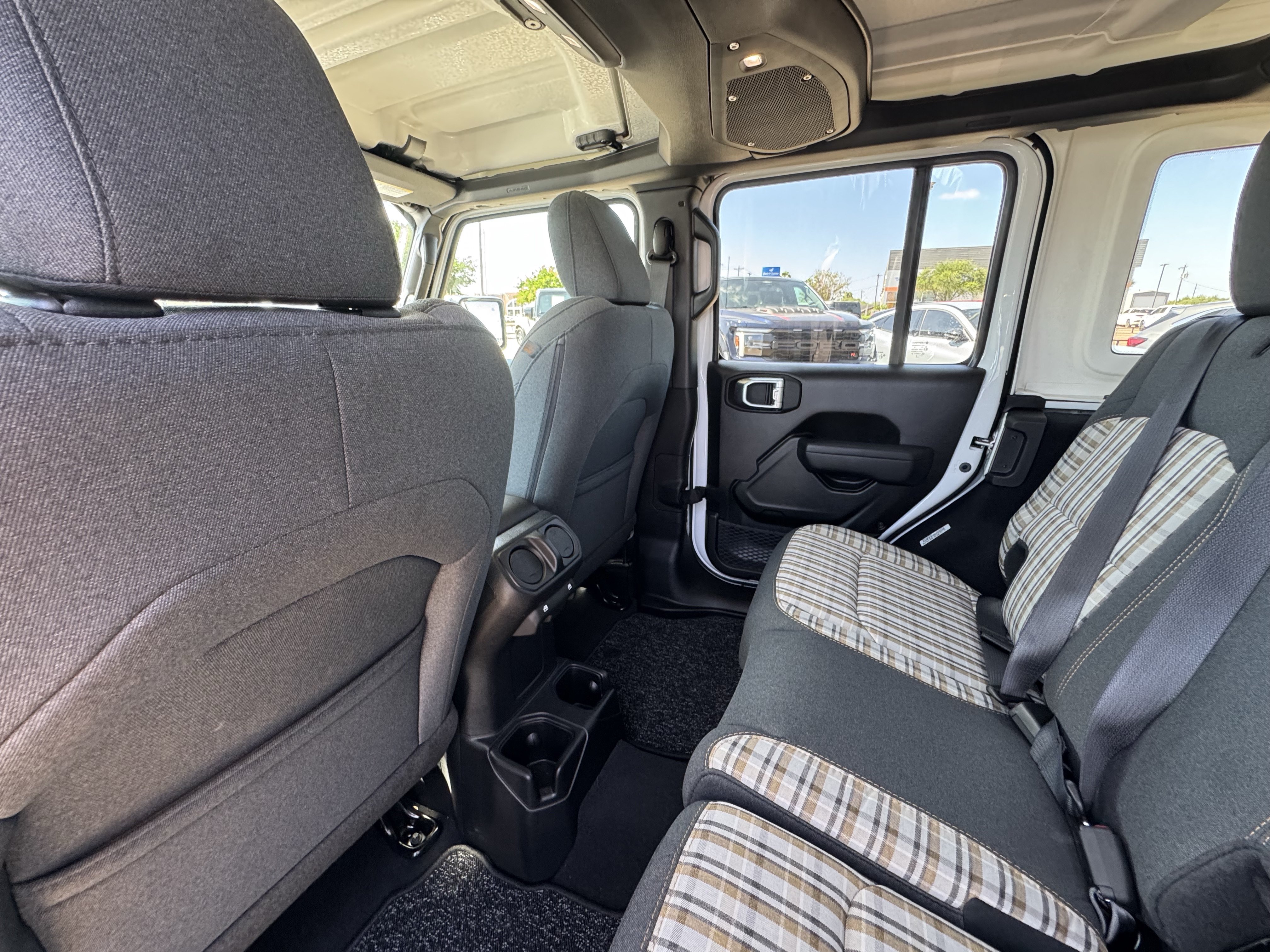 Used 2026 Jeep Wrangler Unlimited Sport AWD/4WD image 27
