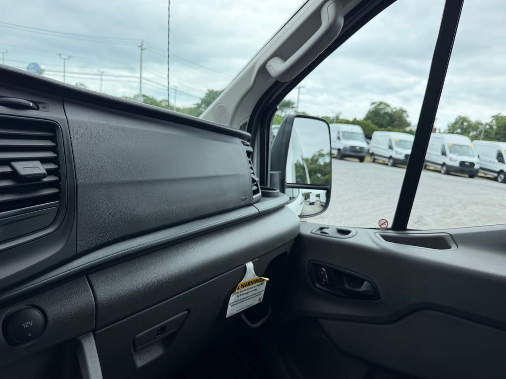 Certified 2025 Ford Transit 250 Low Roof w/ Exterior Upgrade Package RWD image 15