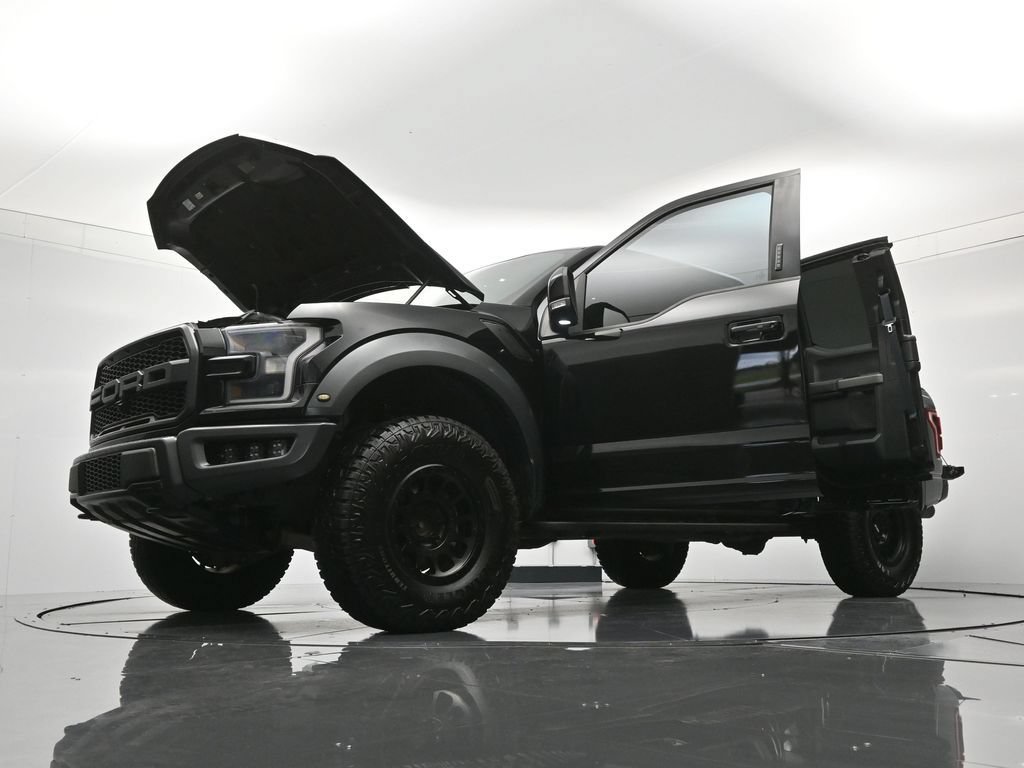 Certified 2018 Ford F150 Raptor w/ Equipment Group 802A Luxury AWD/4WD image 50