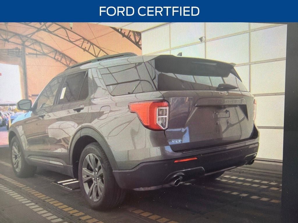 Certified 2023 Ford Explorer XLT w/ Equipment Group 202A RWD image 3