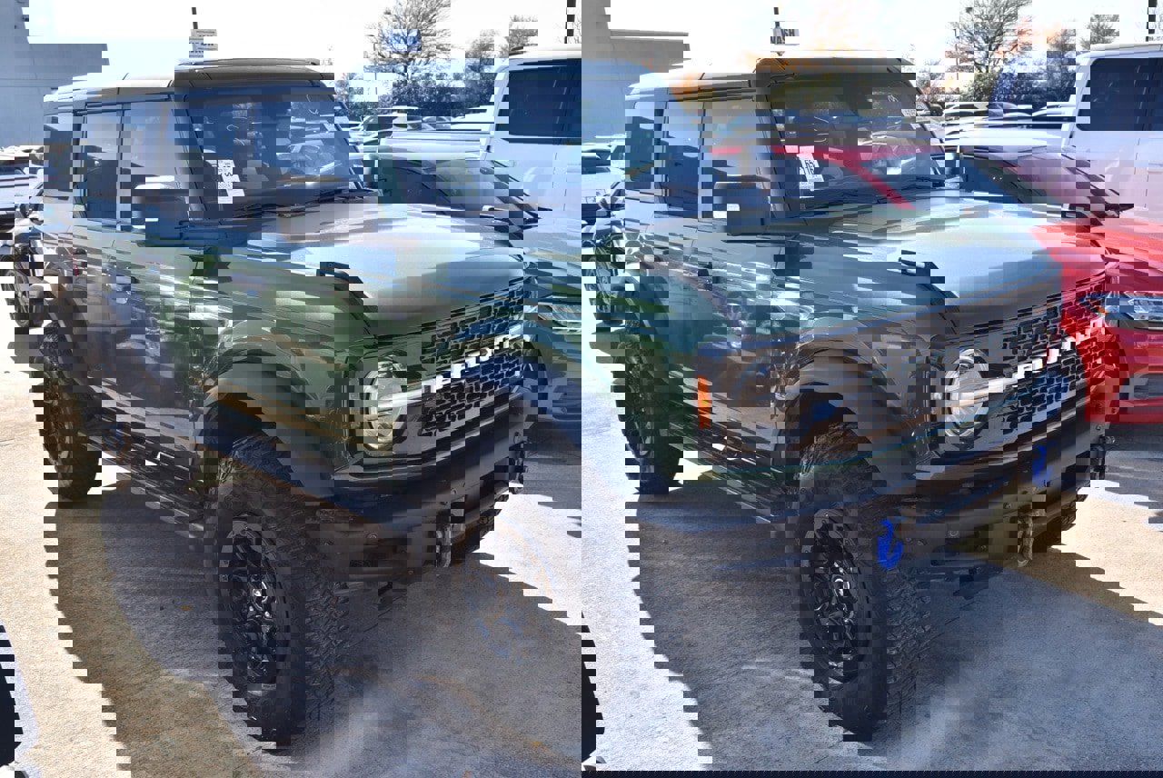 Certified 2024 Ford Bronco Wildtrak image 4