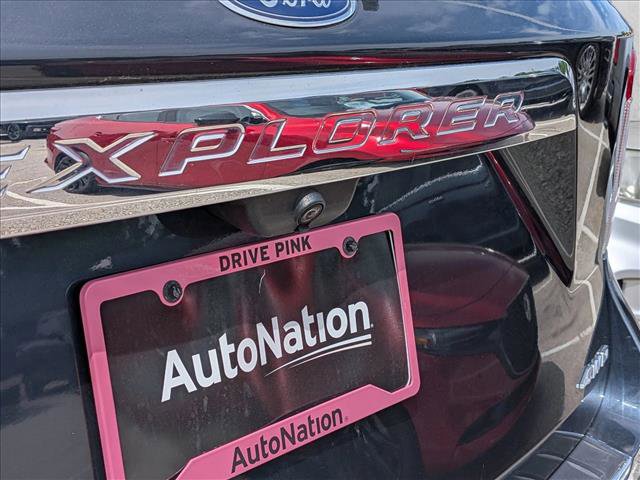 Certified 2022 Ford Explorer King Ranch w/ Premium Technology Package AWD/4WD image 13