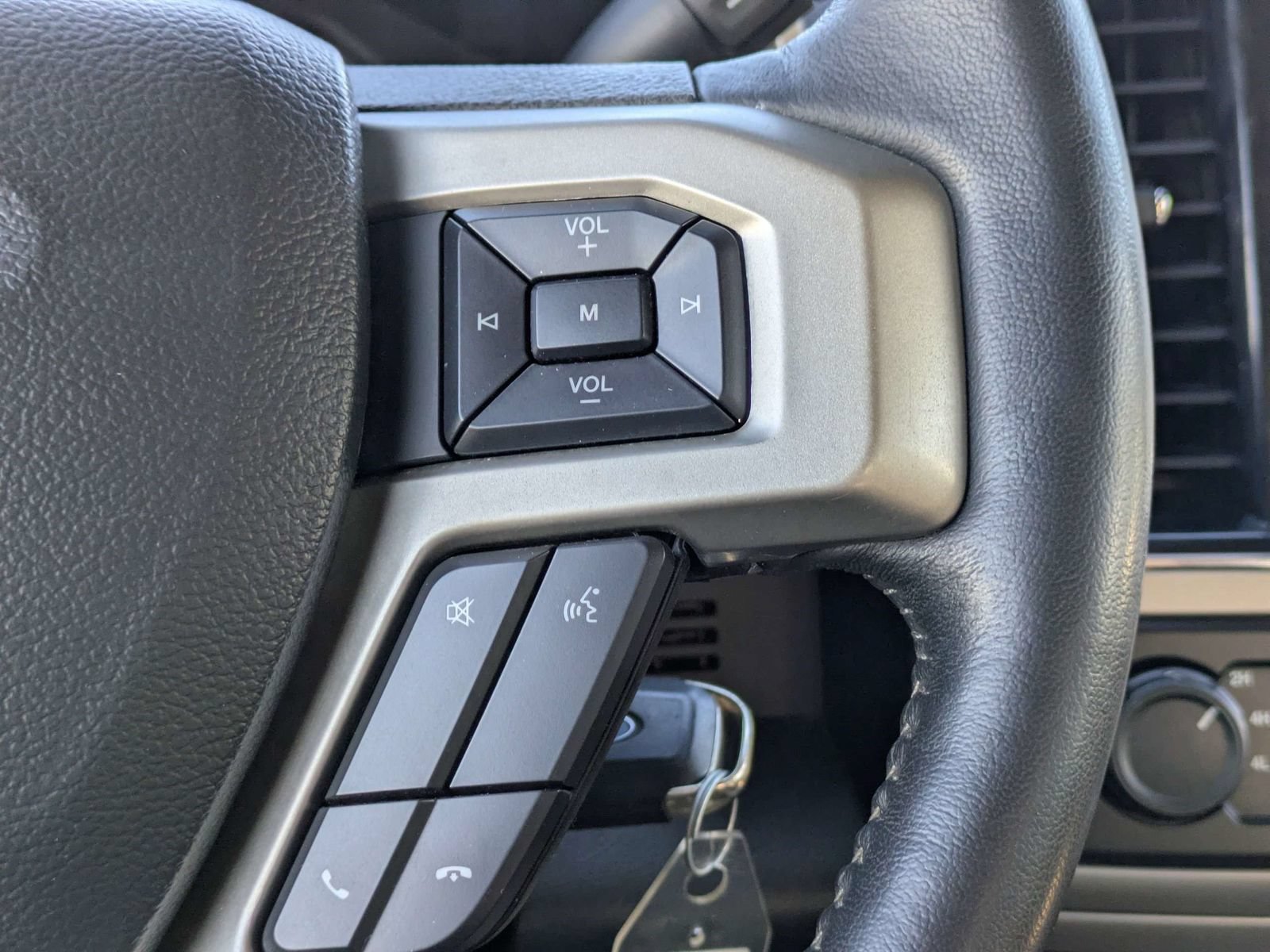Certified 2022 Ford F250 Lariat w/ Lariat Value Package AWD/4WD image 28