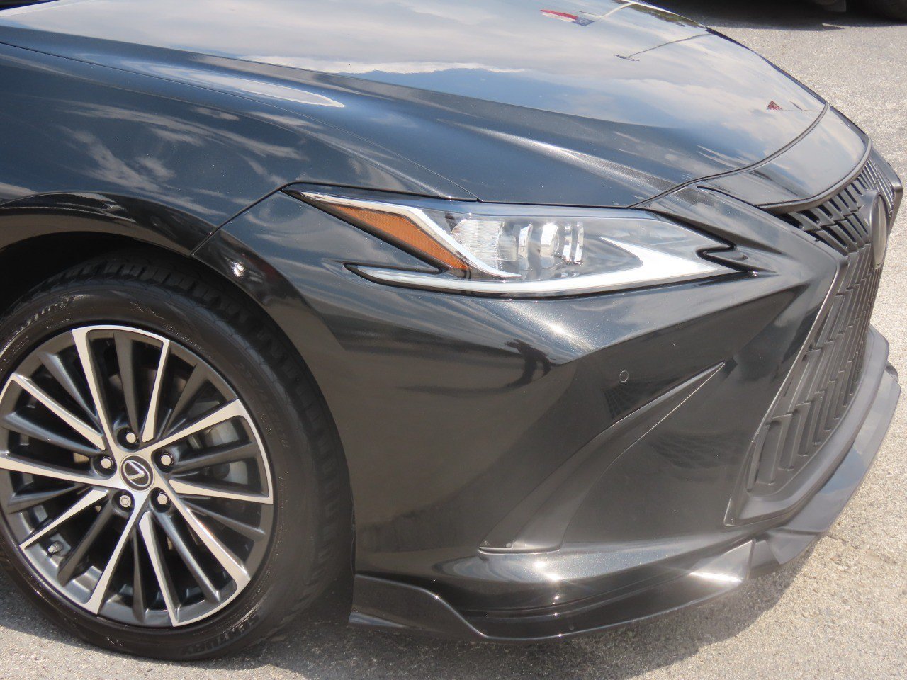 Used 2022 Lexus ES 350 w/ Premium Package FWD image 13