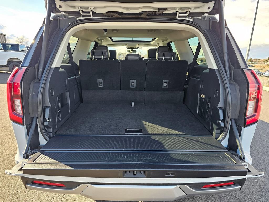 Certified 2025 Ford Expedition Max Platinum image 29