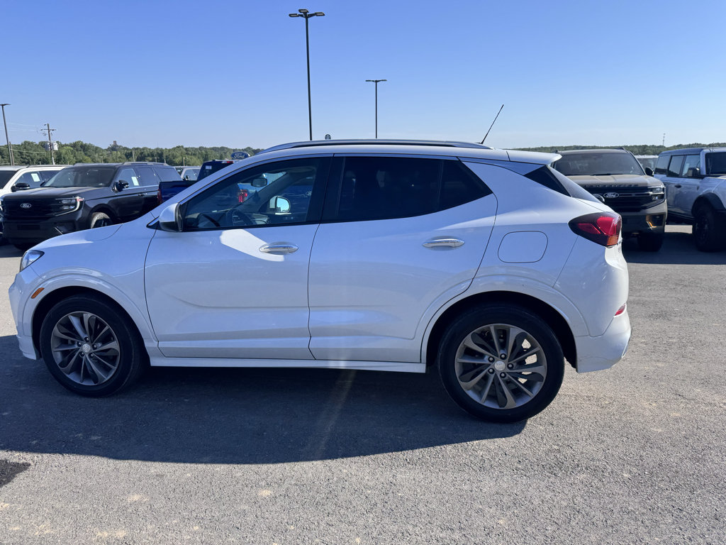 Used 2023 Buick Encore GX Select w/ Experience Buick Package FWD image 10
