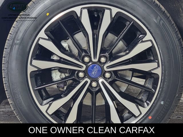 Certified 2022 Ford Escape SE w/ SE Sport Appearance Package image 10