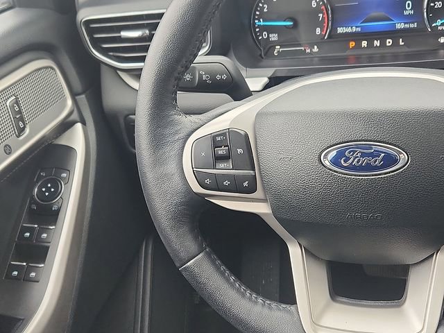 Certified 2023 Ford Explorer XLT w/ Equipment Group 202A AWD/4WD image 14