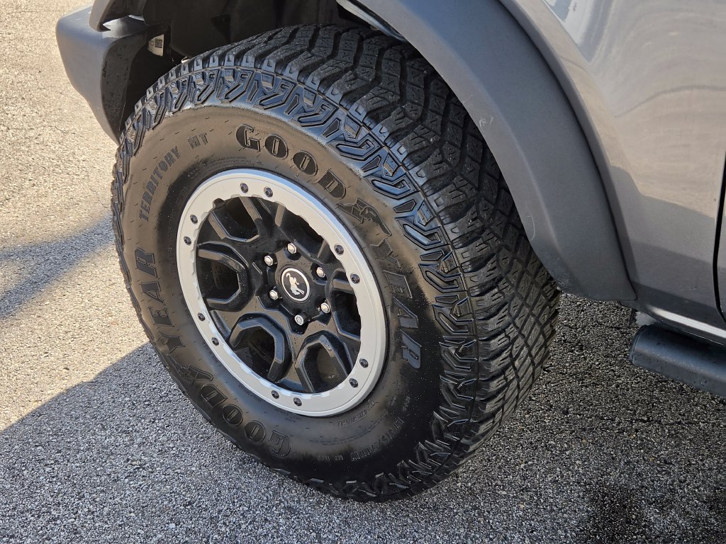 Certified 2024 Ford Bronco Big Bend w/ Sasquatch Package AWD/4WD image 37