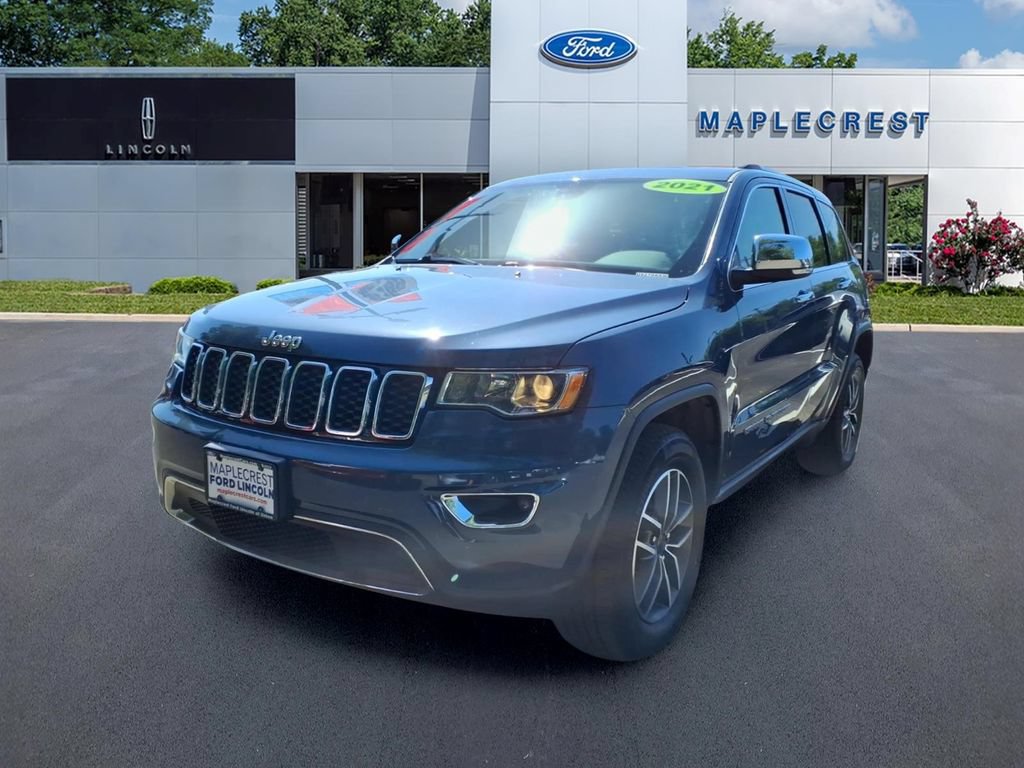 Used 2021 Jeep Grand Cherokee Limited AWD/4WD image 2