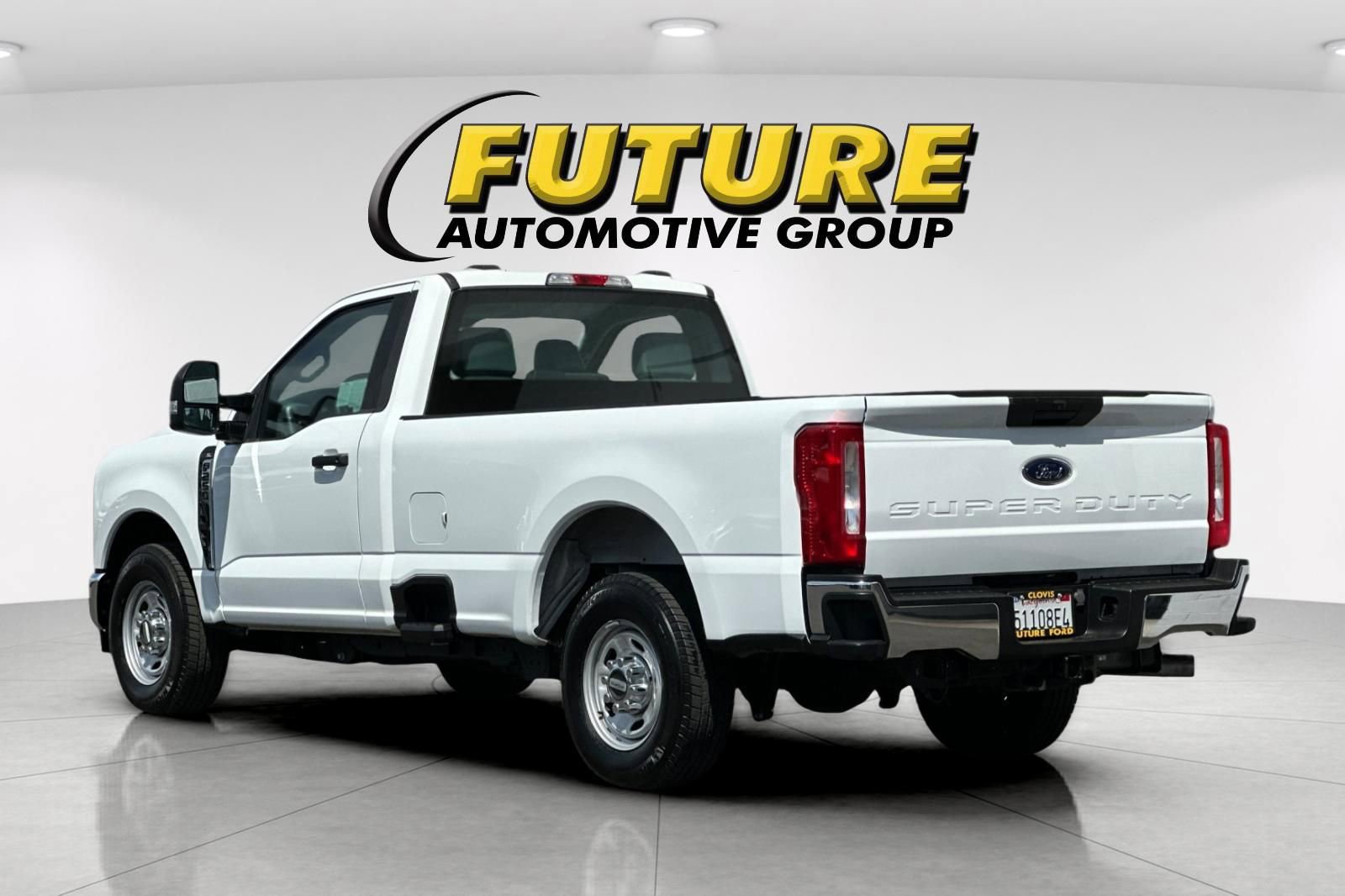 Certified 2024 Ford F250 XL w/ XL Chrome Package image 3