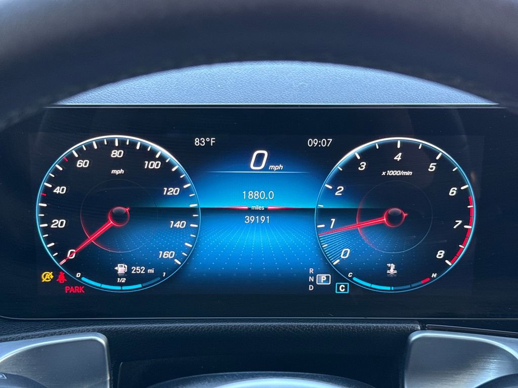 Used 2022 Mercedes-Benz GLB 250 image 17