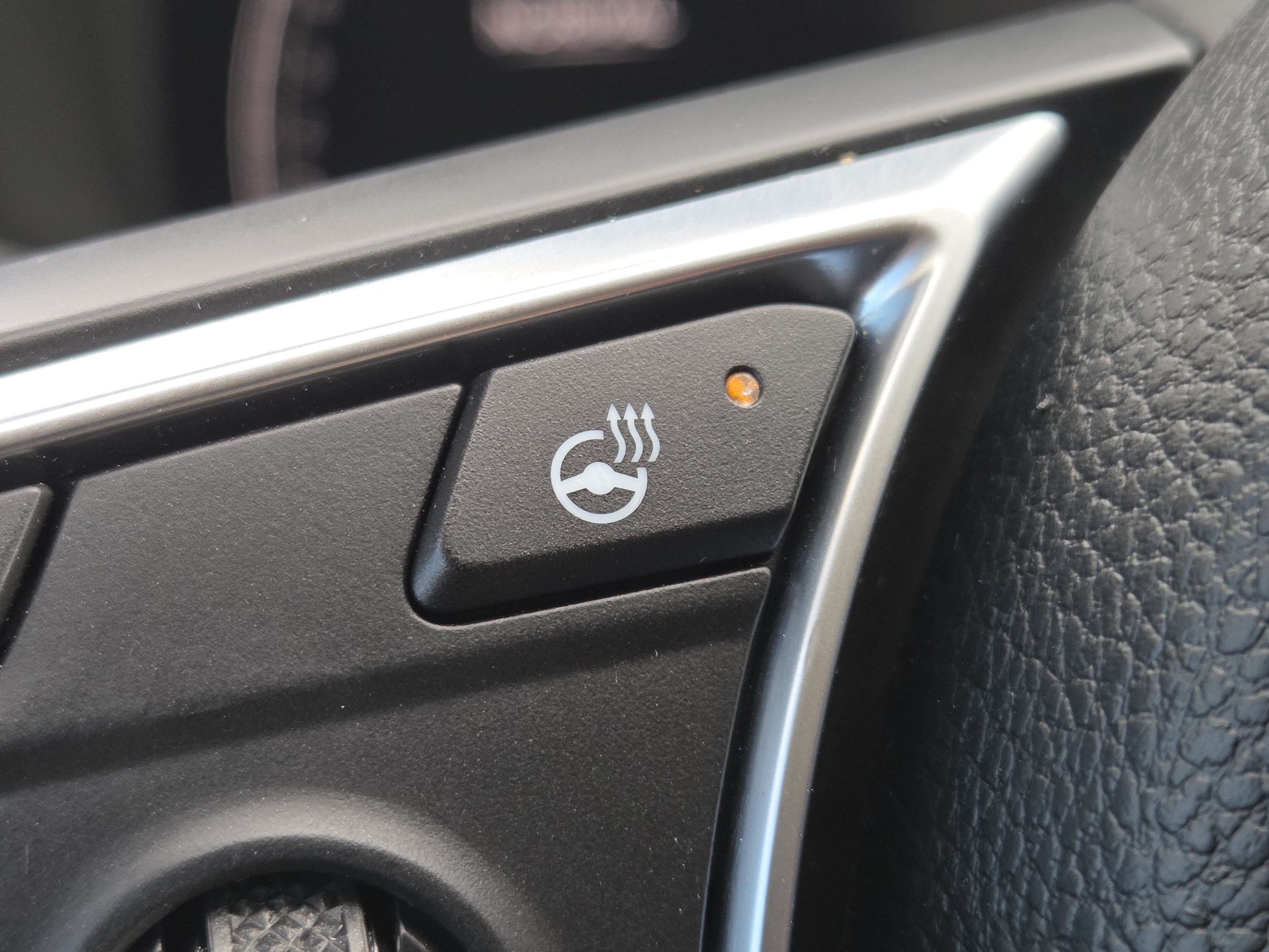 Used 2023 Acura MDX w/ Advance Package AWD/4WD image 12