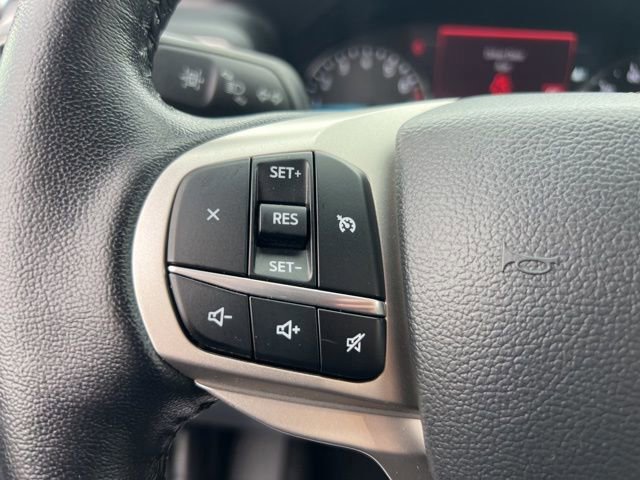 Certified 2022 Ford Explorer XLT w/ Equipment Group 202A image 11