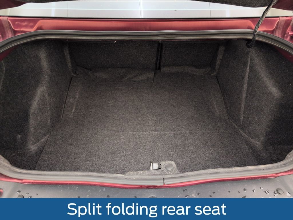 Used 2022 Dodge Challenger SXT image 37