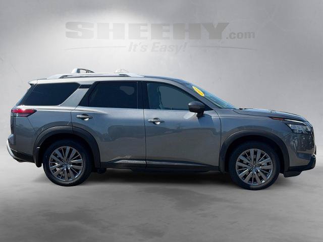 Used 2022 Nissan Pathfinder SL w/ SL Premium Package AWD/4WD image 11