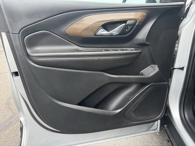 Used 2020 GMC Terrain SLE w/ Driver Convenience Package image 24