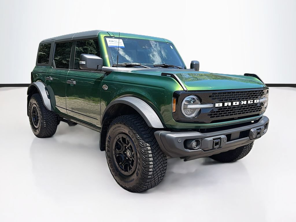 Certified 2023 Ford Bronco Wildtrak AWD/4WD image 3