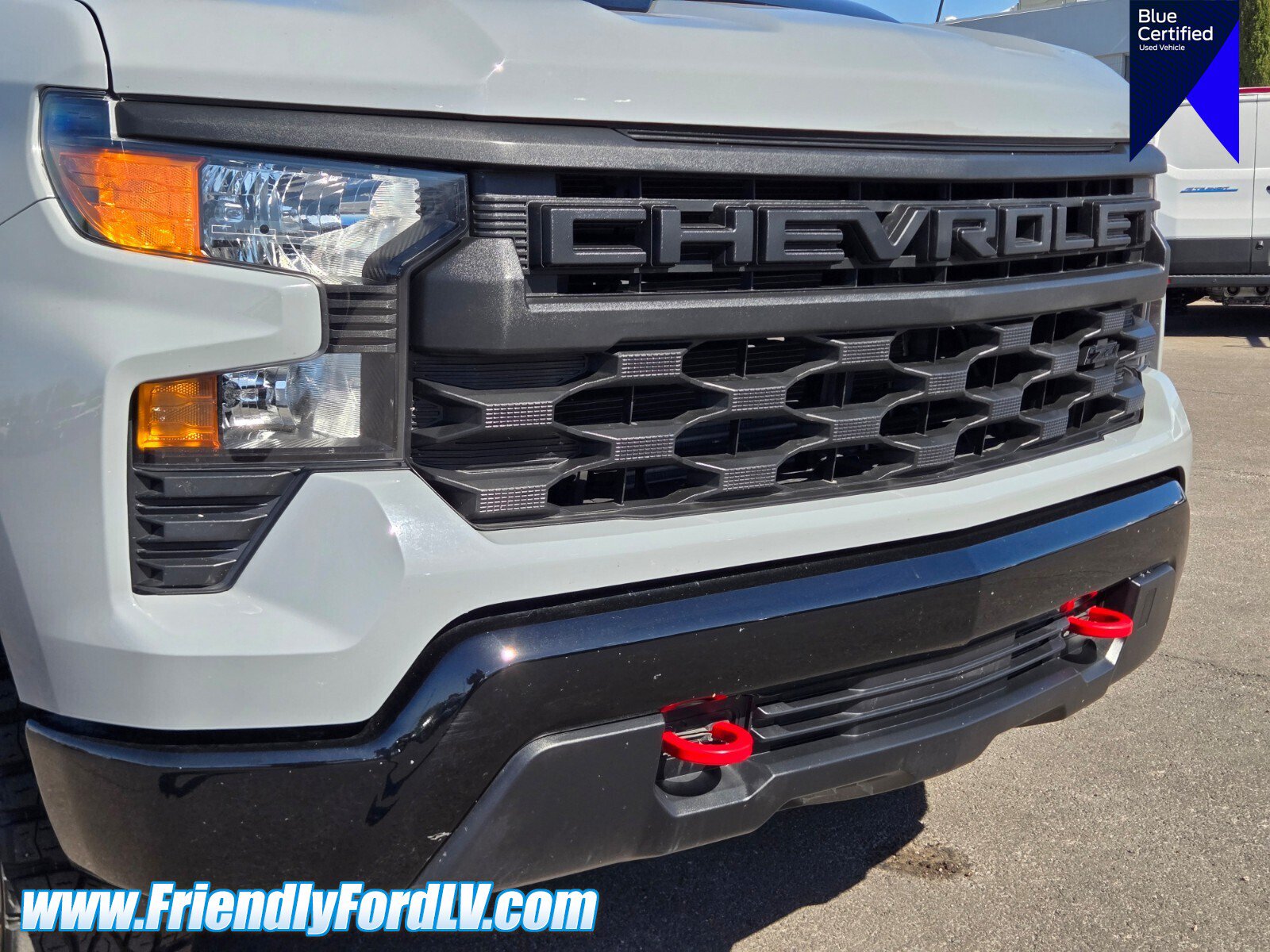 Used 2024 Chevrolet Silverado 1500 Custom Trail Boss w/ LPO, Dark Essentials Package AWD/4WD image 2