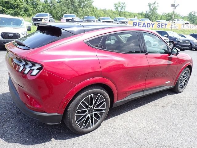 Certified 2025 Ford Mustang Mach-E Premium AWD/4WD image 7