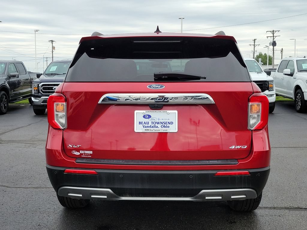 Certified 2023 Ford Explorer XLT w/ Equipment Group 202A AWD/4WD image 5
