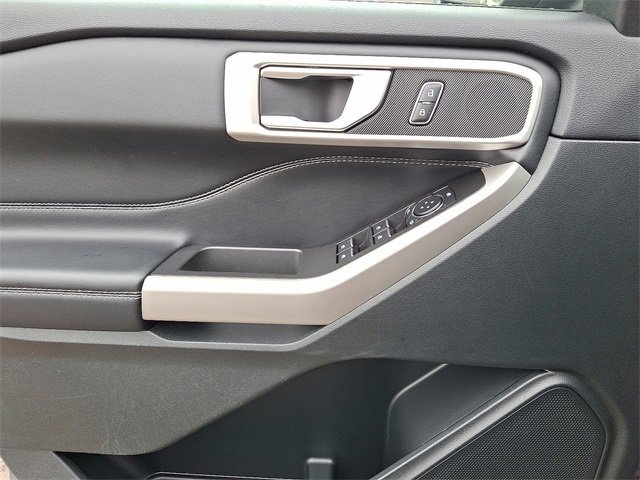 Certified 2023 Ford Explorer XLT w/ Equipment Group 202A image 13