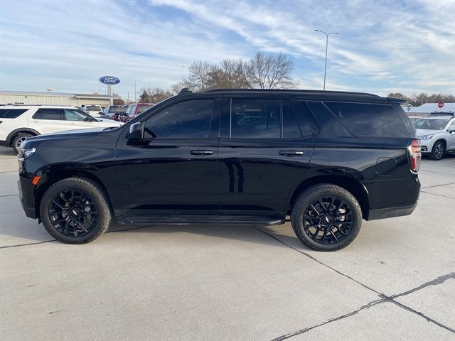 Used 2023 Chevrolet Tahoe RST image 2