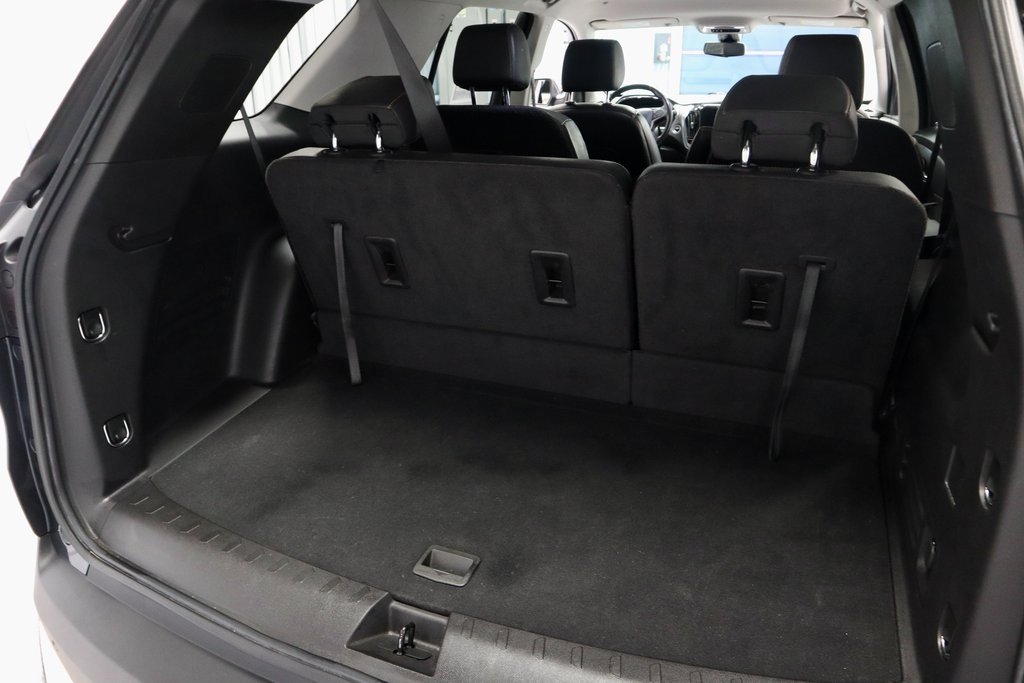 Used 2021 Chevrolet Traverse RS w/ LPO, Cargo Package image 13