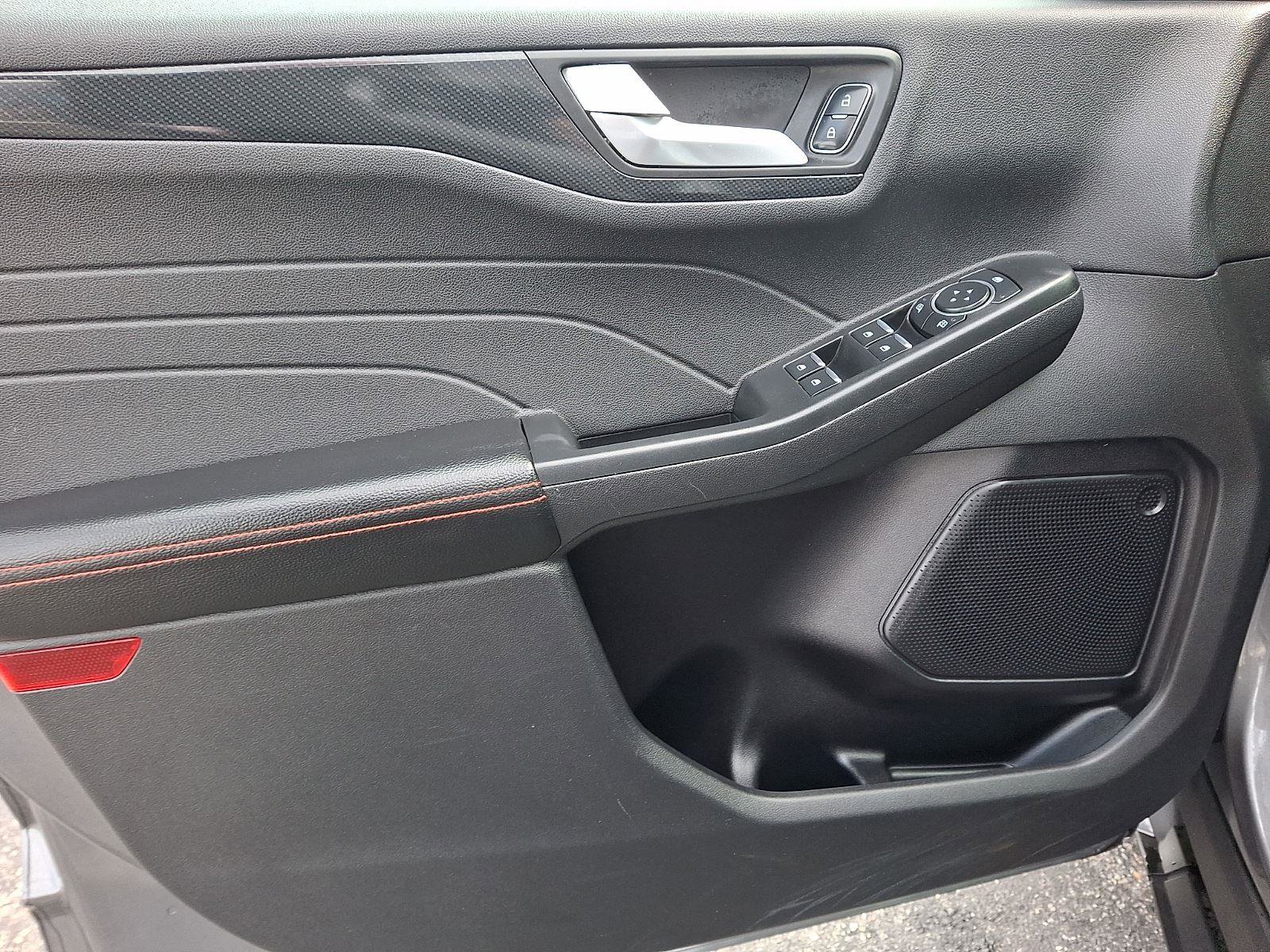 Certified 2023 Ford Escape ST-Line w/ Tech Pack #1 image 13