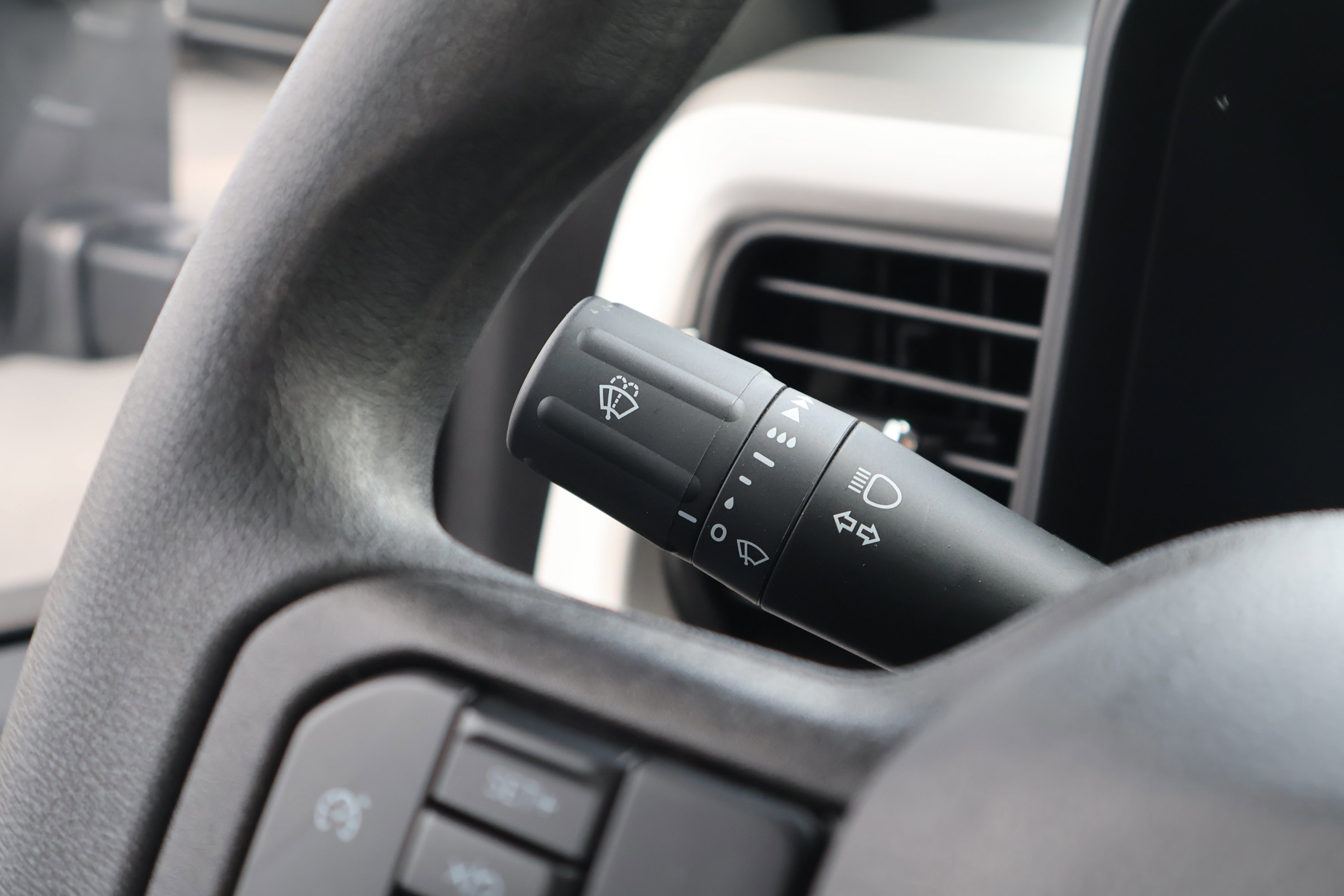 Certified 2025 Ford F250 XL w/ STX Appearance Package image 20