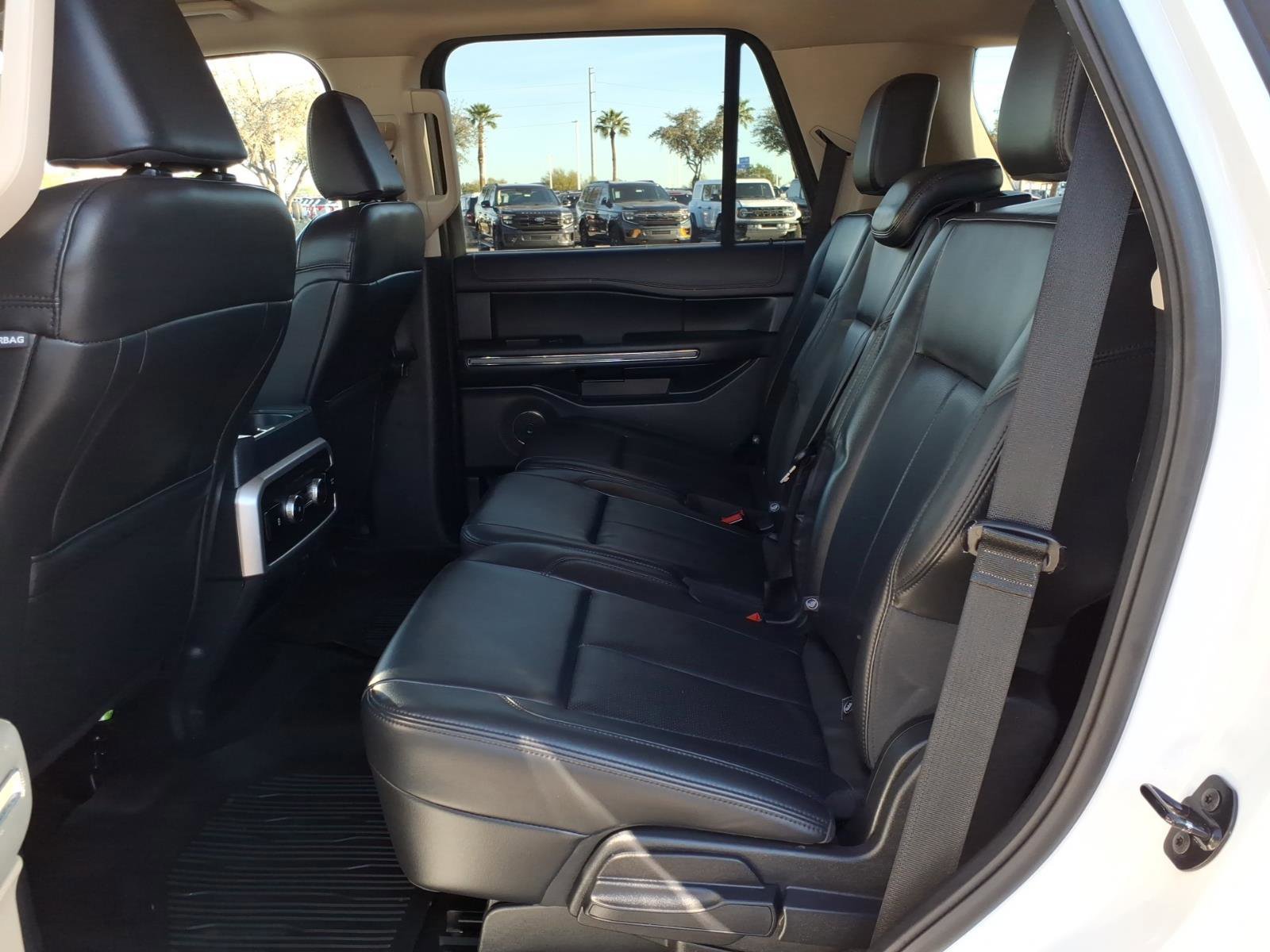 Certified 2024 Ford Expedition XLT image 13