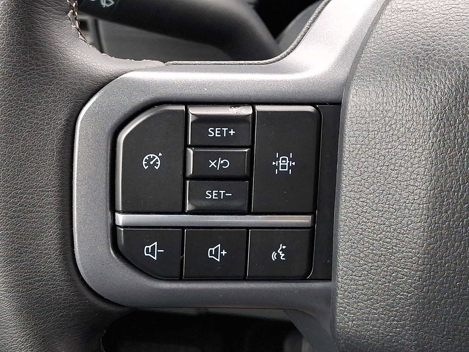 Certified 2025 Ford F150 XLT w/ Equipment Group 301A Standard image 20