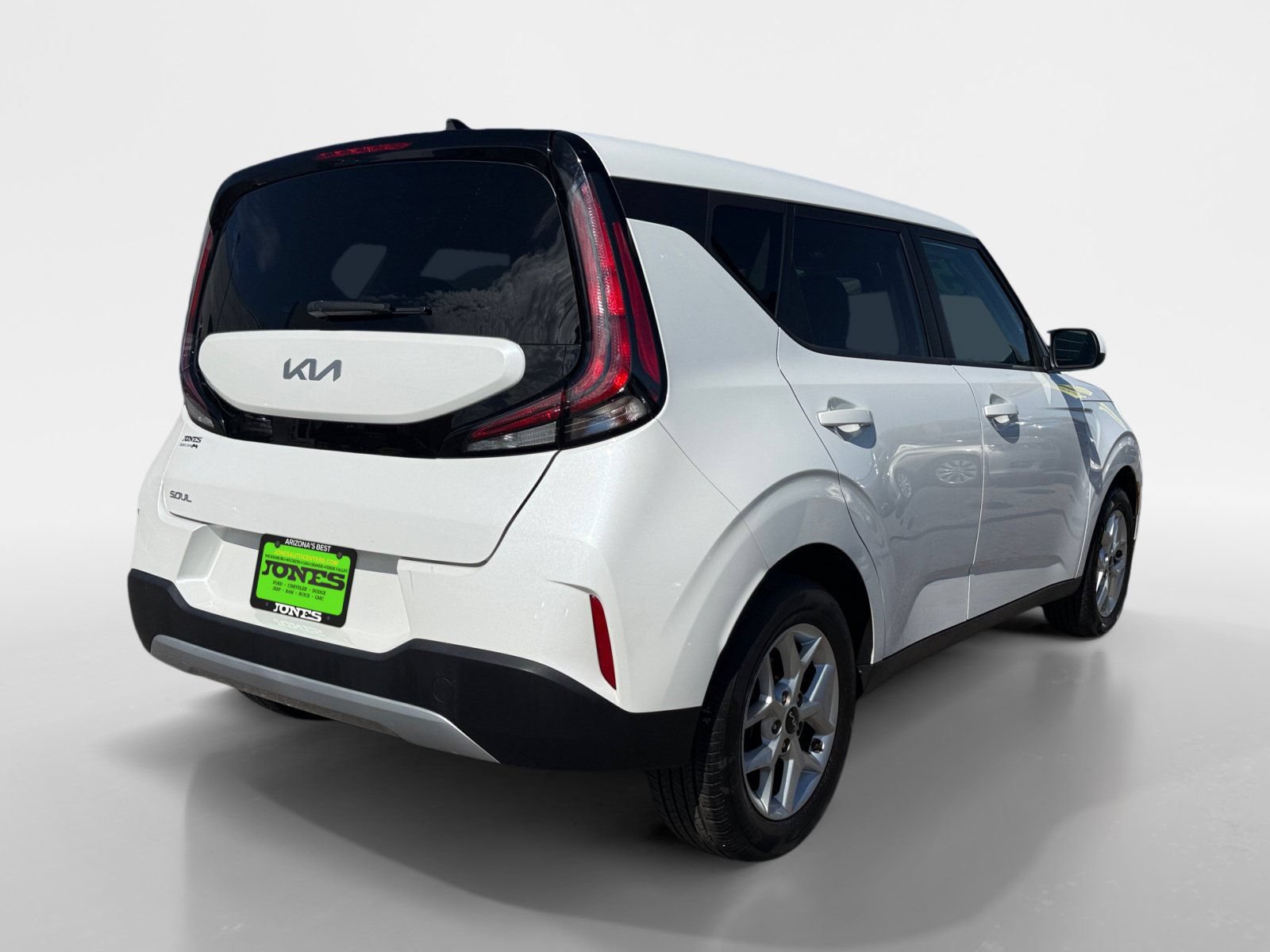 Used 2025 Kia Soul LX w/ LX Technology Package FWD image 7