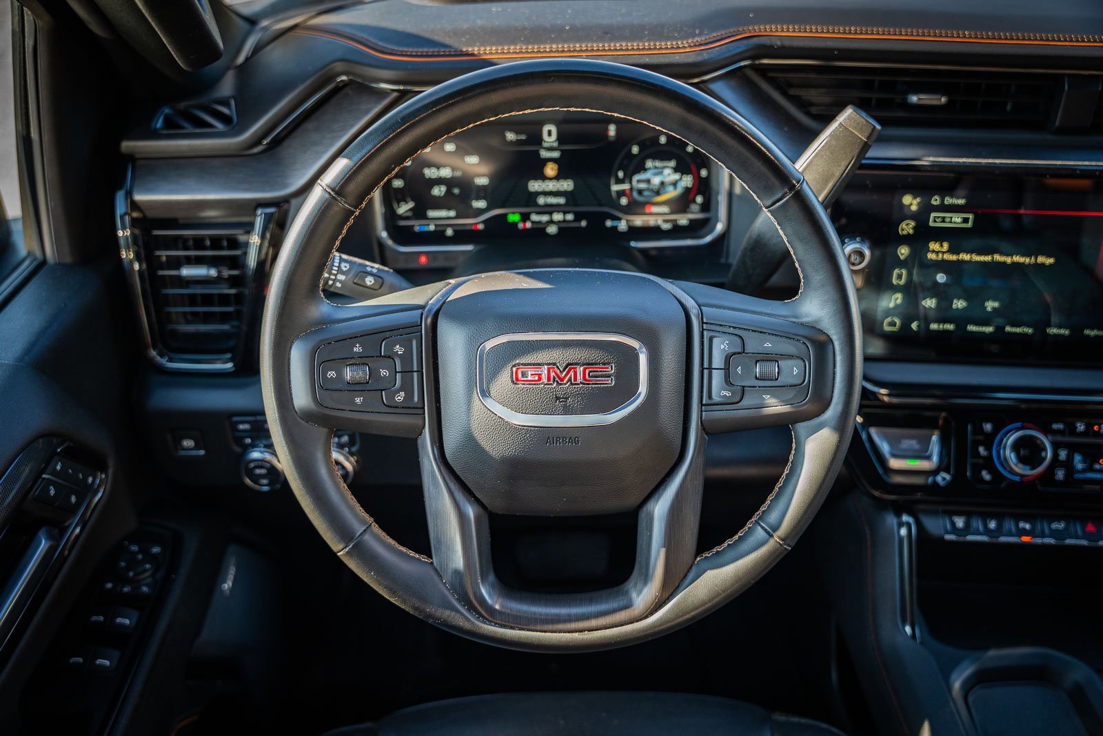 Used 2024 GMC Sierra 2500 AT4 w/ AT4 Premium Plus Package image 35