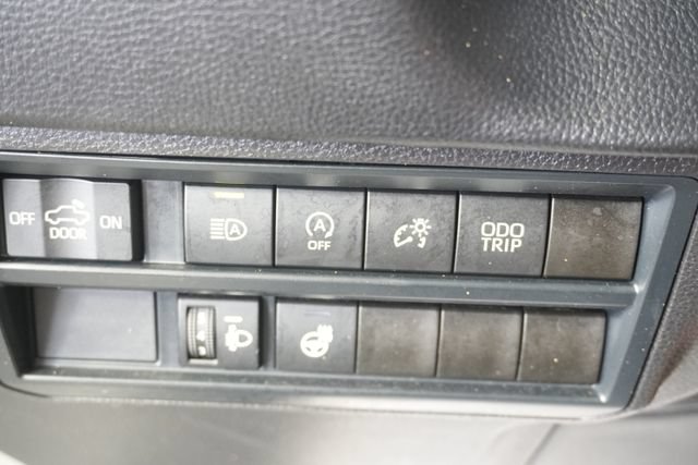 Used 2025 Toyota Tundra SR5 w/ SR5 Premium Package AWD/4WD image 20