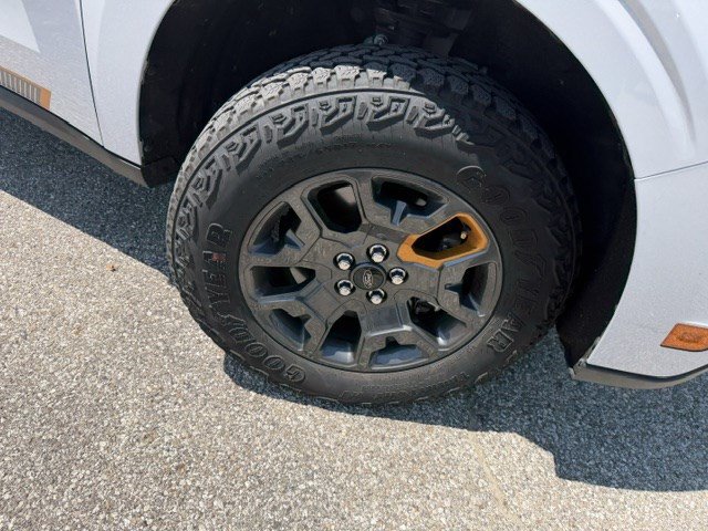 Certified 2025 Ford Maverick Tremor AWD/4WD image 39
