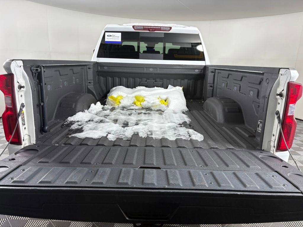Used 2024 Chevrolet Silverado 2500 LTZ w/ LTZ Premium Package image 33