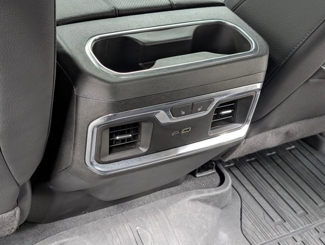 Used 2024 GMC Sierra 3500 Denali w/ Denali Reserve Package AWD/4WD image 18